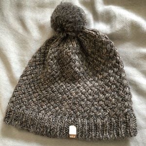 Women’s winter ski hat